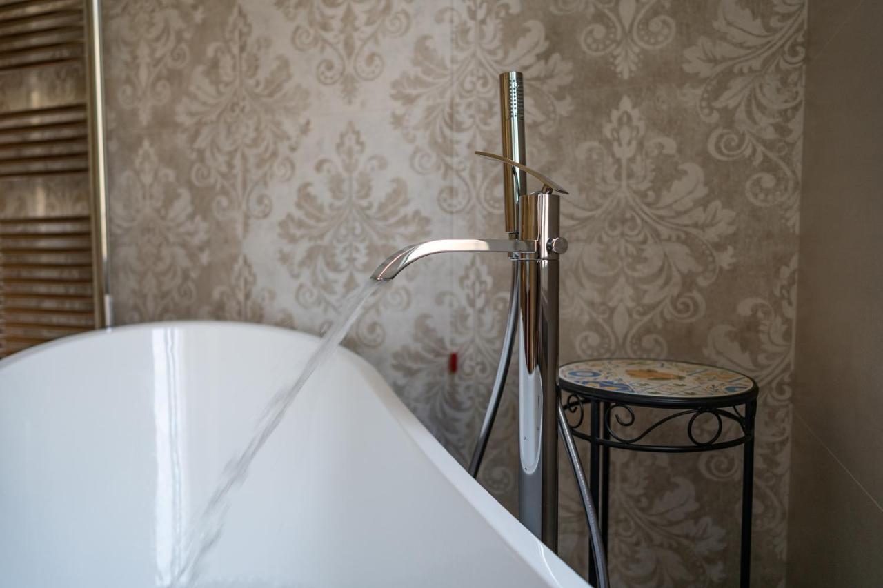 Nuances The Colosseum Apartment Рим Экстерьер фото